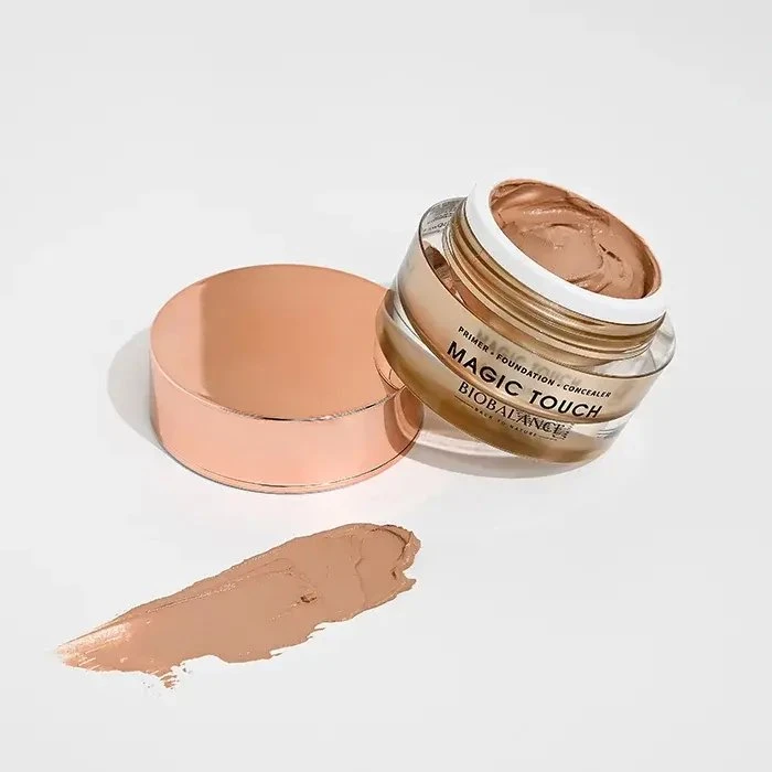 Bio Balance Magic Touch Brightening & Covering Primer Maskuoklis & Foundation 3-In-1 Medium, 30 ml