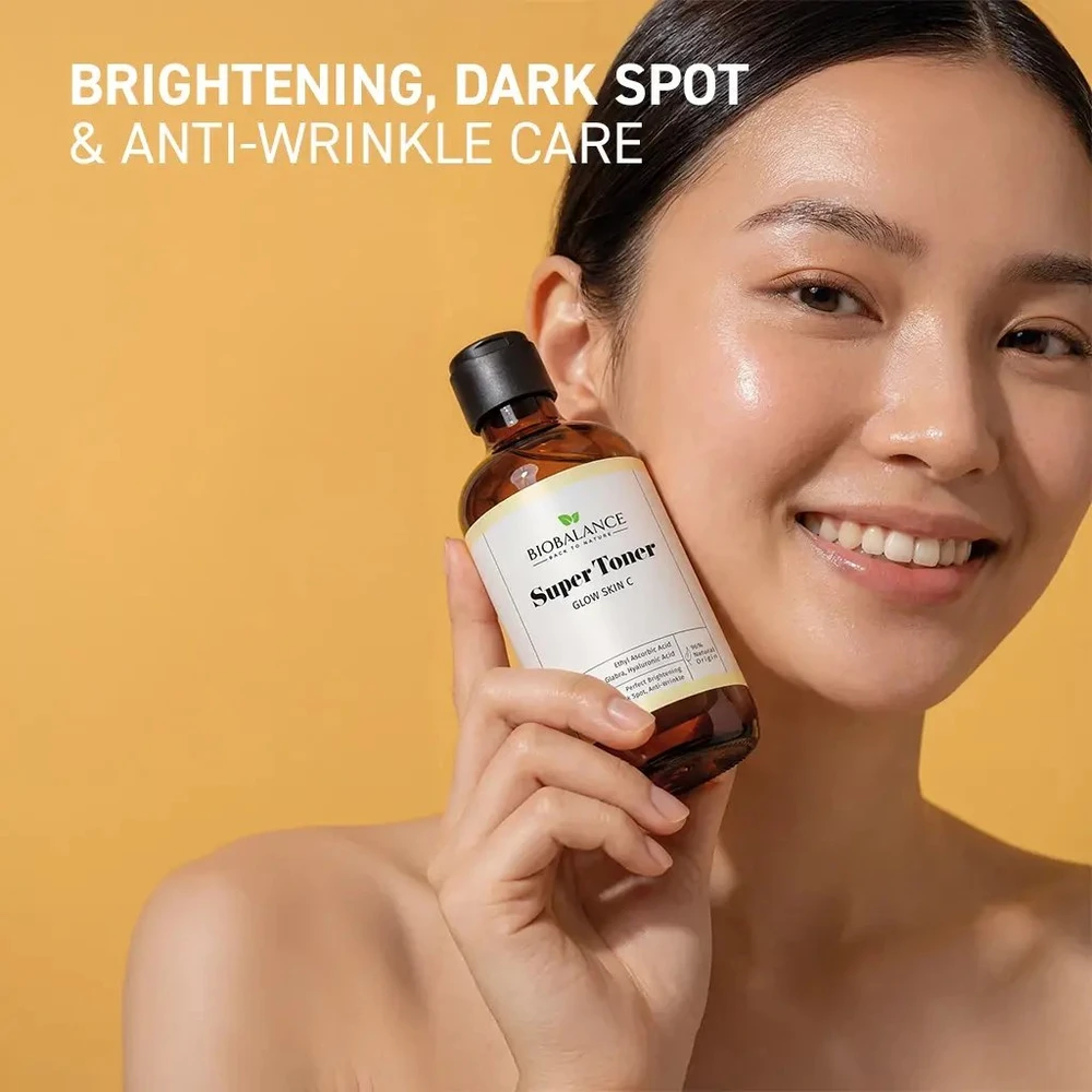 Bio Balance Super Toneris Glow Skin C Brightening & Anti-Wrinkle Tonikas Lotion For Face, 250 ml