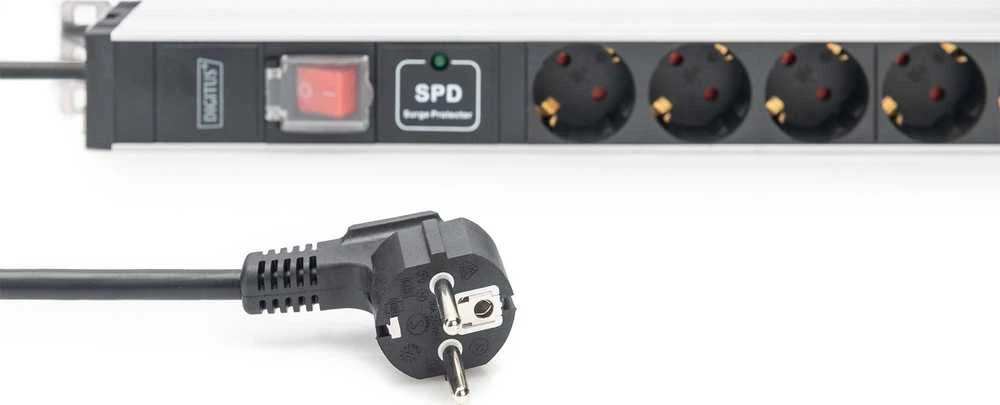 DIGITUS PDU 1HE 12xSchuko 16A Ausgnge 230V/16A juodas