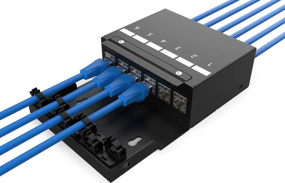 „Digitus“ konsolidavimo taškų dėžutė, 6 prievadų „Keystone“ moduliai su išmaniuoju kabelių tvarkytuvu | DN-93708-6