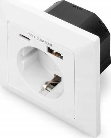 Digitus Skaitmenas | Apsauginis kištukas, skirtas montuoti įleidžiamas, su 1 x USB Type-C, 1 x USB A