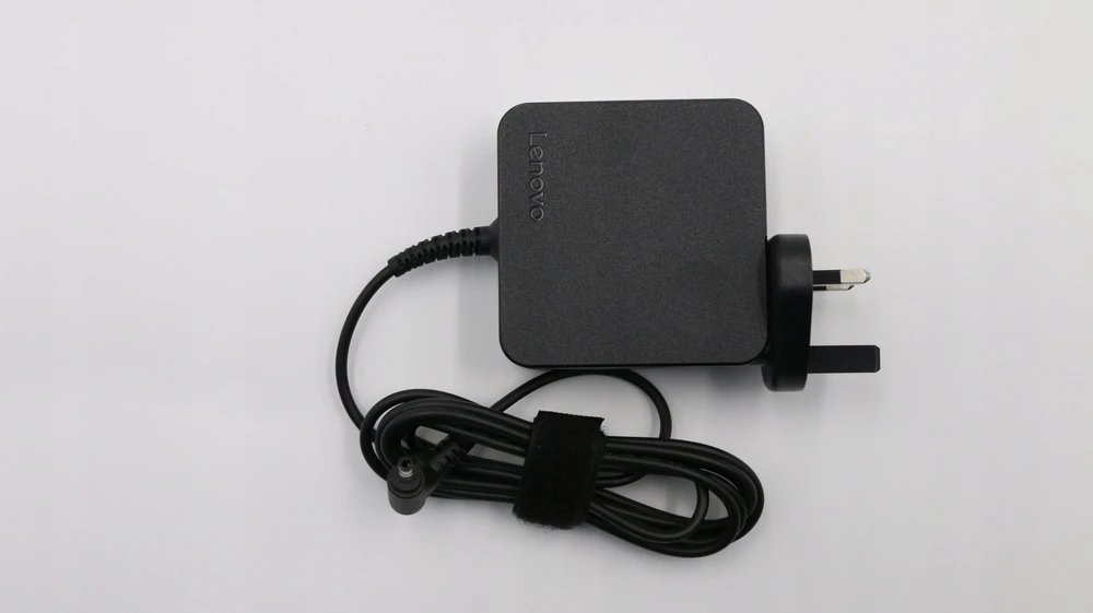 Diskas Lenovo AC ADAPTER ADLX65CLGK2A 20V3 2