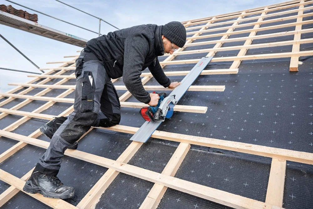 Bosch diskinis pjūklas GKS 18V-57-2 GX, be akumuliatoriaus ir kroviklio