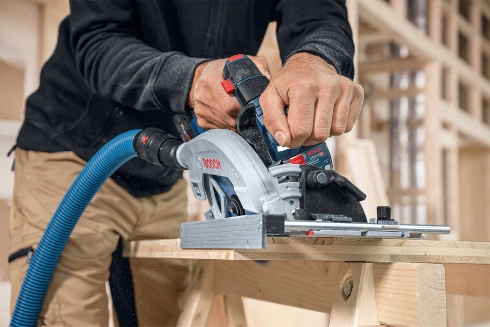 Bosch diskinis pjūklas GKS 18V-57-2 GX, be akumuliatoriaus ir kroviklio