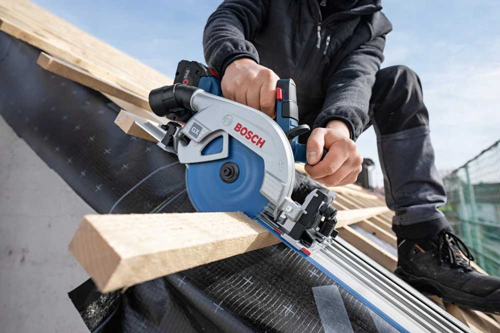 Bosch diskinis pjūklas GKS 18V-57-2 GX, be akumuliatoriaus ir kroviklio