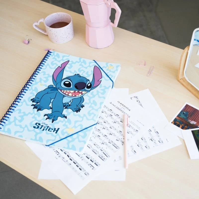 Disney Stitch - A4 formato aplankas su gumele + 30 permatomų įmaučių