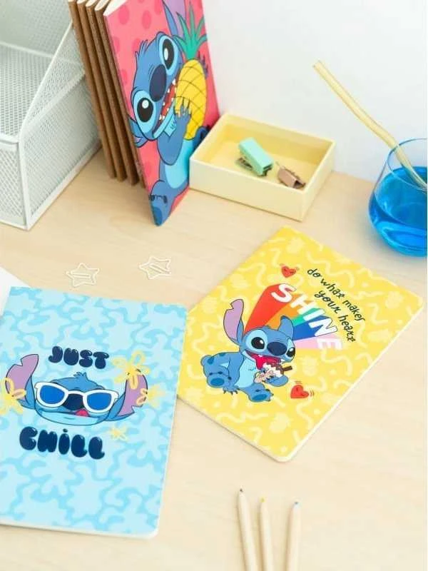 „Disney Stitch“ – A5 formato užrašų knygelių rinkinys iš „Tropical“ kolekcijos (3 vnt.)
