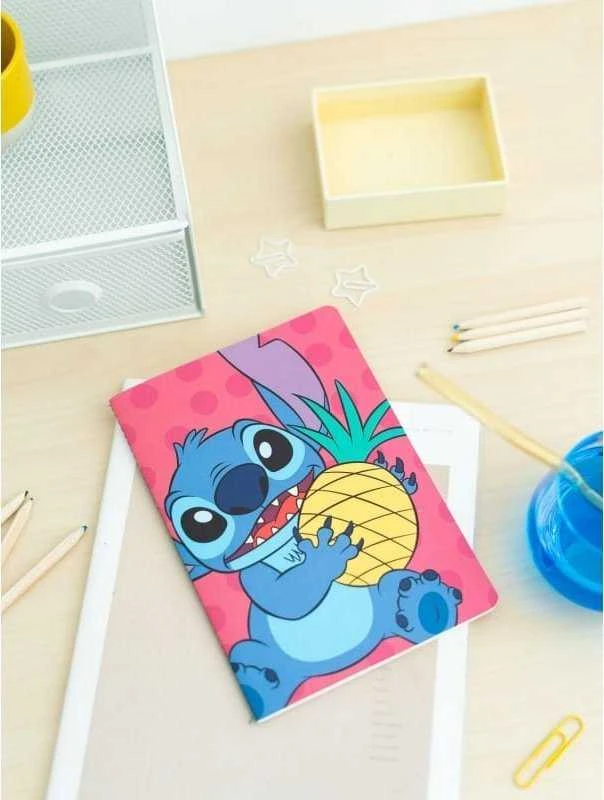 „Disney Stitch“ – A5 formato užrašų knygelių rinkinys iš „Tropical“ kolekcijos (3 vnt.)