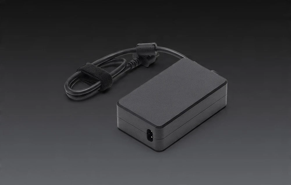 DJI 240 W maitinimo adapteris (ES)