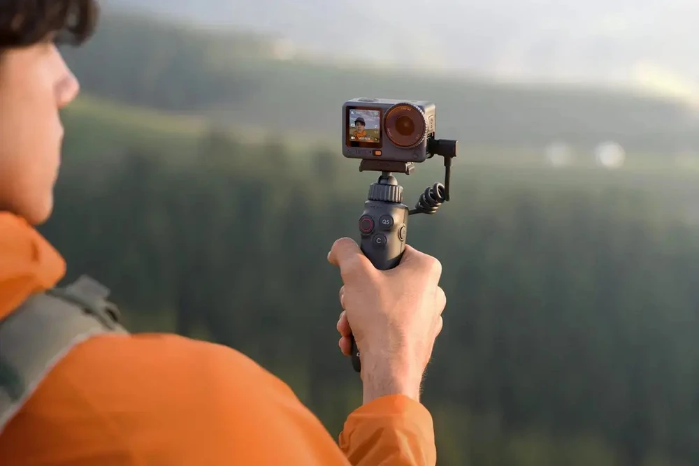 DJI Laikiklis DJI Osmo Action baterija su dvipusiu laikikliu