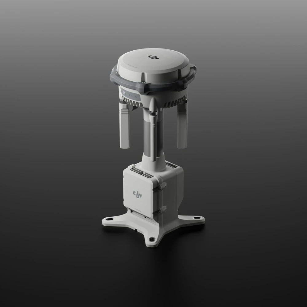 DJI D-RTK 3 relės fiksuoto diegimo versija