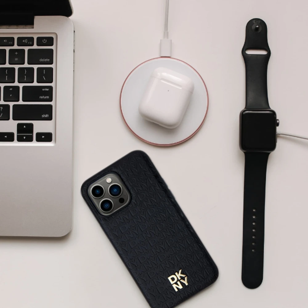 DKNY DKHMP16SPSHRPSK Apple iPhone 16 6.1" dėklas telefonui juodos spalvos Repeat Pattern Stack Logo MagSafe