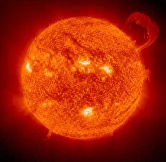 Doerr Dangiškųjų Draugų Planetų Pliušinė Žvaigždė - Saulė