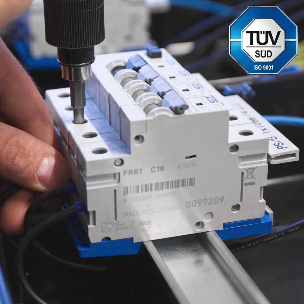 Doktorvolt Statybiniai skirstomieji įrenginiai TD-S/FI 32A 16A 4x230V kištukiniai lizdai Mennekes Doktorvolt 6916