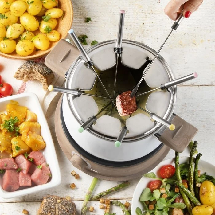 DOMO DO736F Fondue 1500 W valdymo lemputė, 8 medinės fondiu šakutės, balta