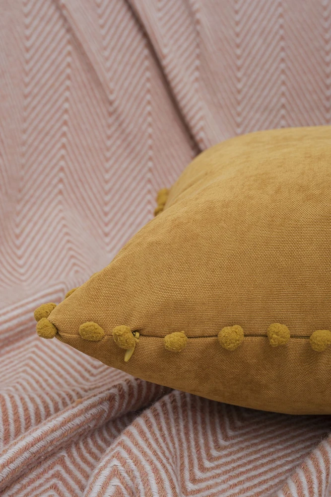 Domoletti CUSHION PONPON-357 30X50 CM