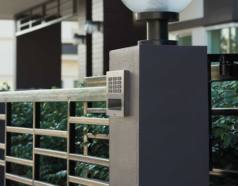 DoorBird DoorBird IP prieigos kontrolės sistema A1121 Paviršinis nerūdijantis plienas V4A