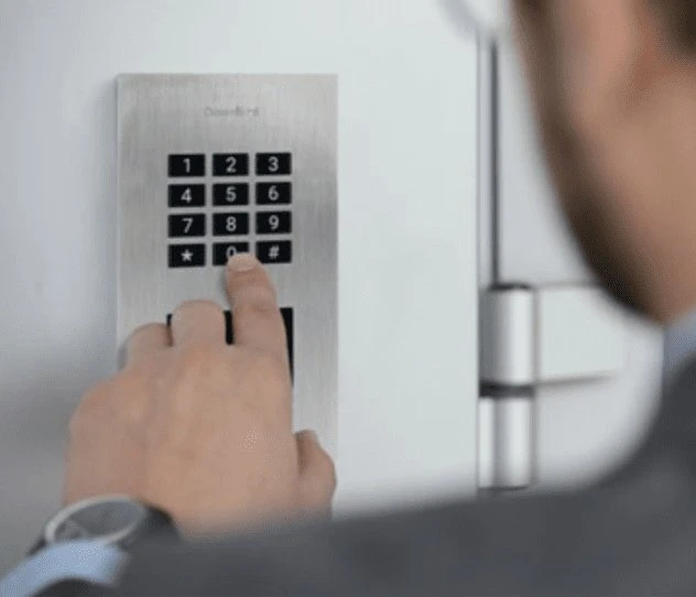 DoorBird IP system kontroli dostępu A1121 naścienny Edels. V2A