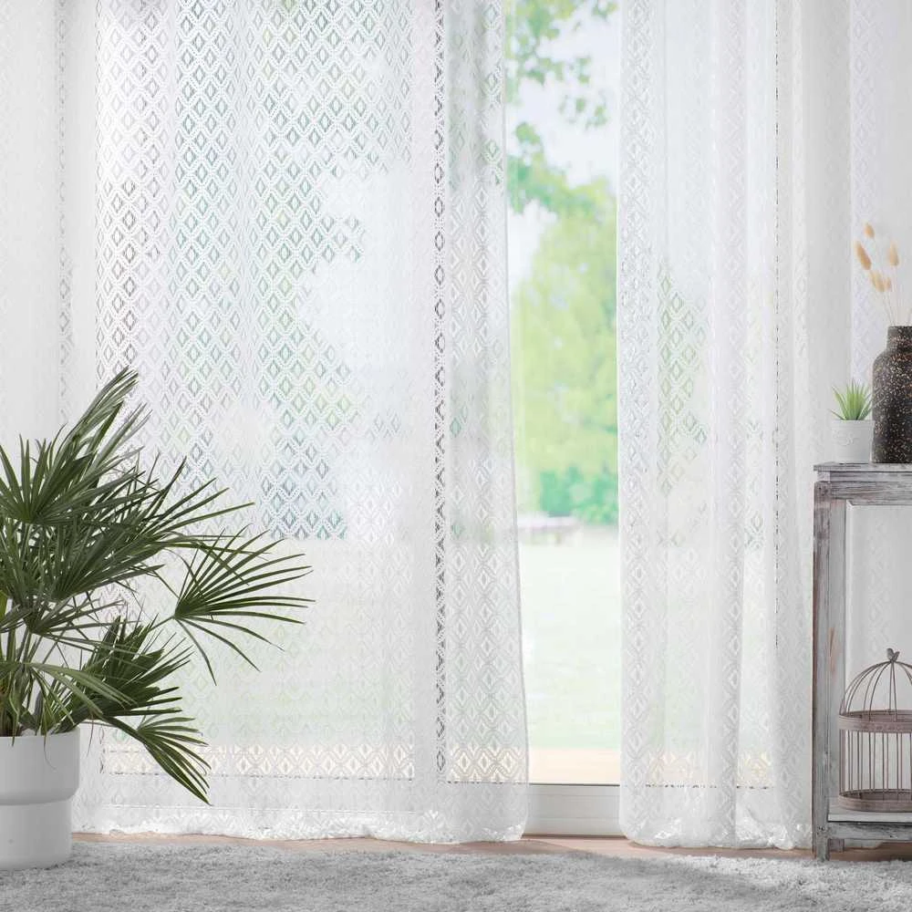 Douceur d`Interieur Firana ir przelotkach ODILIA, 140 x 240 cm