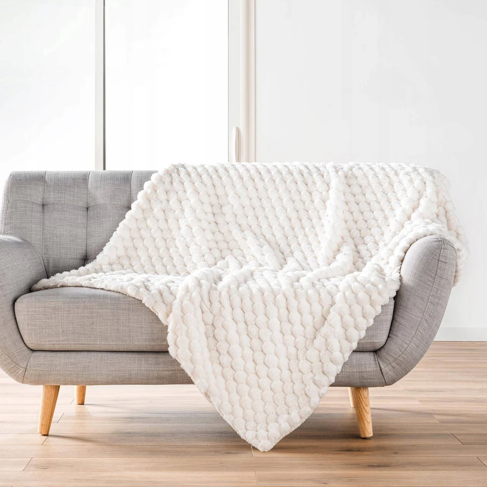 Douceur Dinterieur Interjero dizaino dygsniuotas pliušinis pledas, FROSTY
