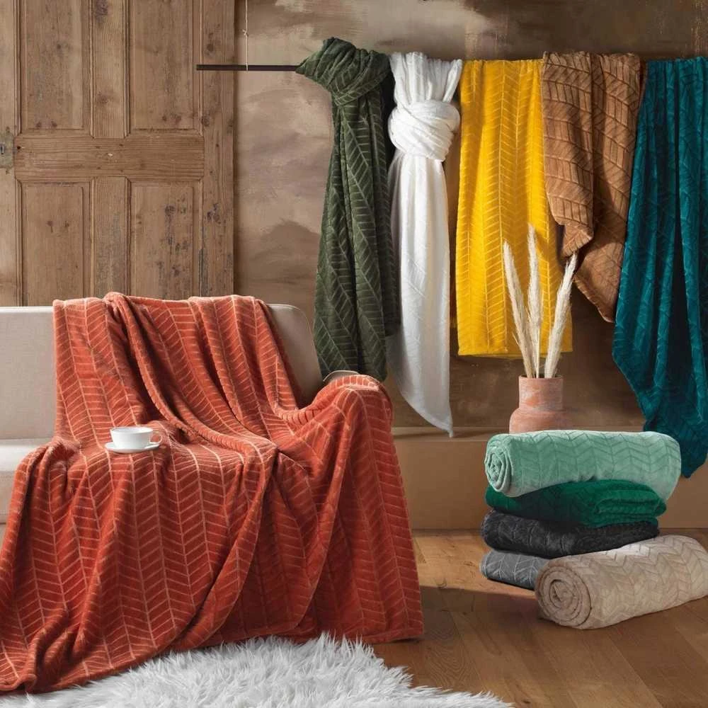 Douceur Dinterieur Interjero dizaino lovatiesė su reljefiniu raštu ARYA, 180 x 220 cm
