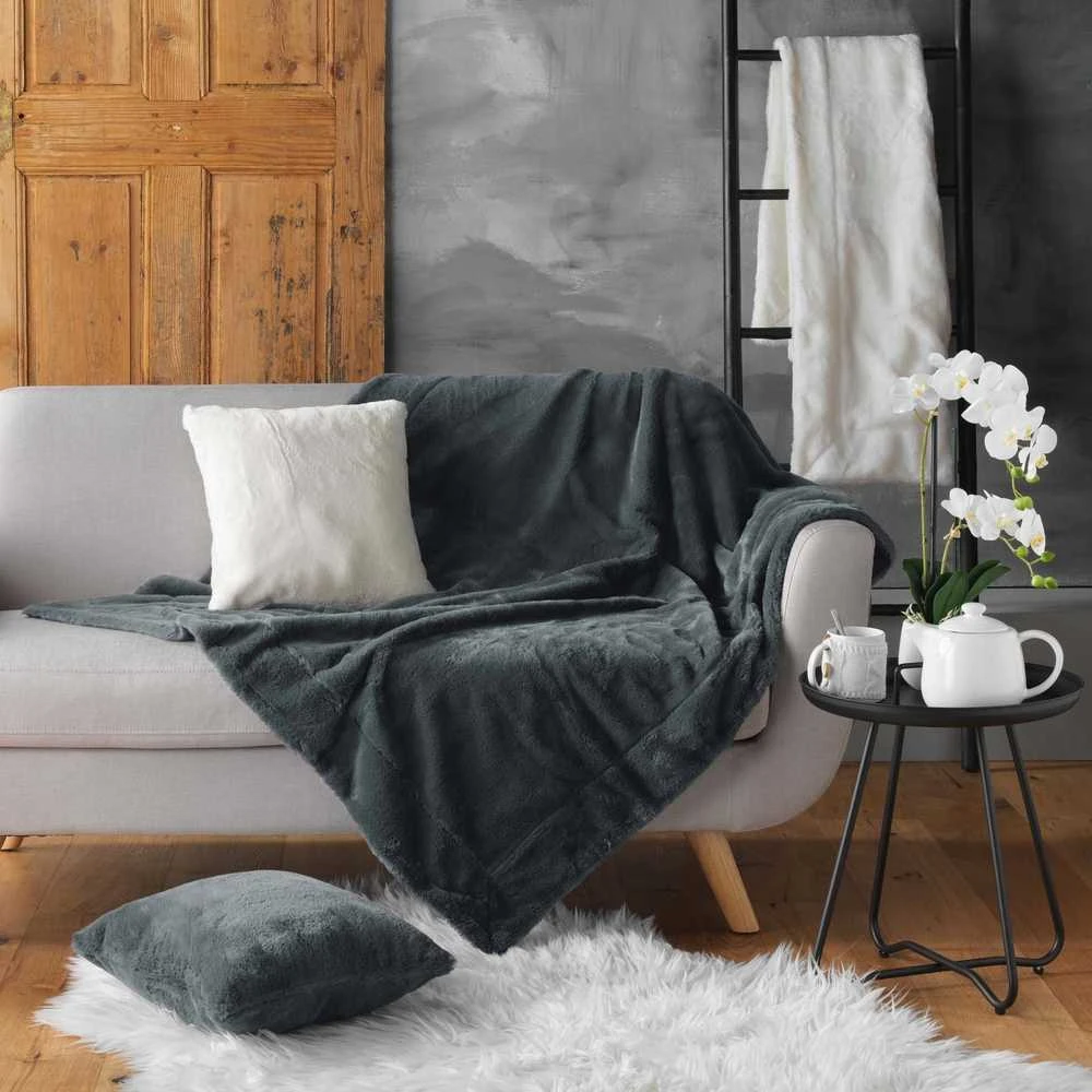 Douceur Dinterieur Interjero minkštumas Koc futrzak CARESSE, 125 x 150 cm