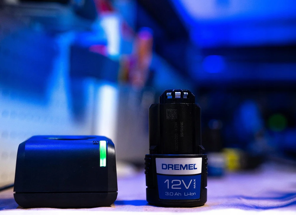 Dremel Bosch B12V30-01 12V Li-Ion akumuliatorius 3Ah (8240)