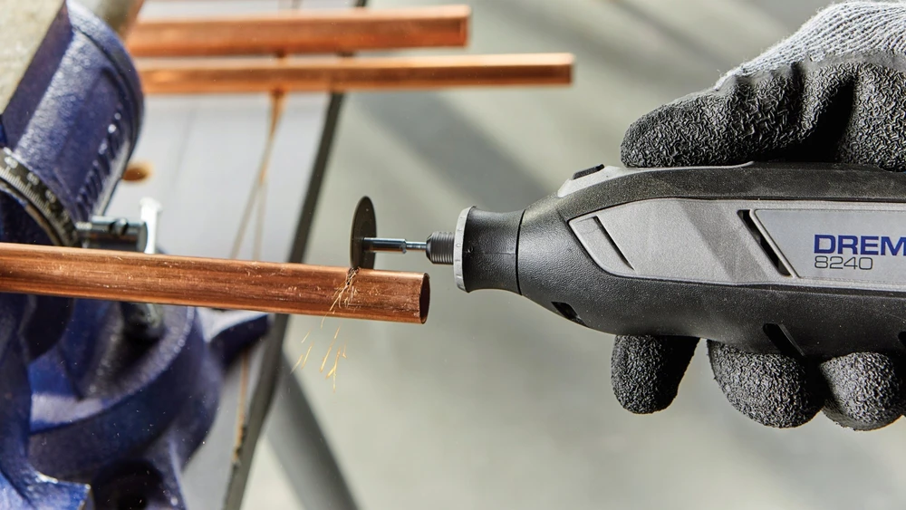 Dremel 8240-5 su 5 priedų
