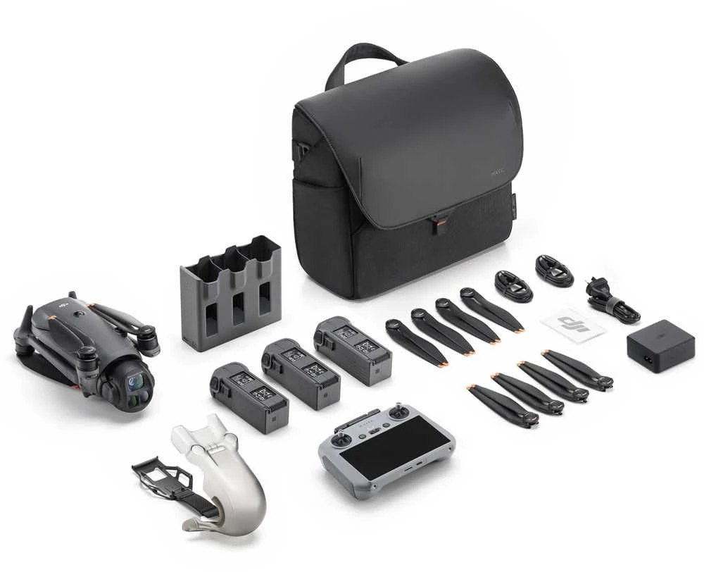 DJI Mavic 4 Pro Fly More Combo (DJI  RC 2) dronas