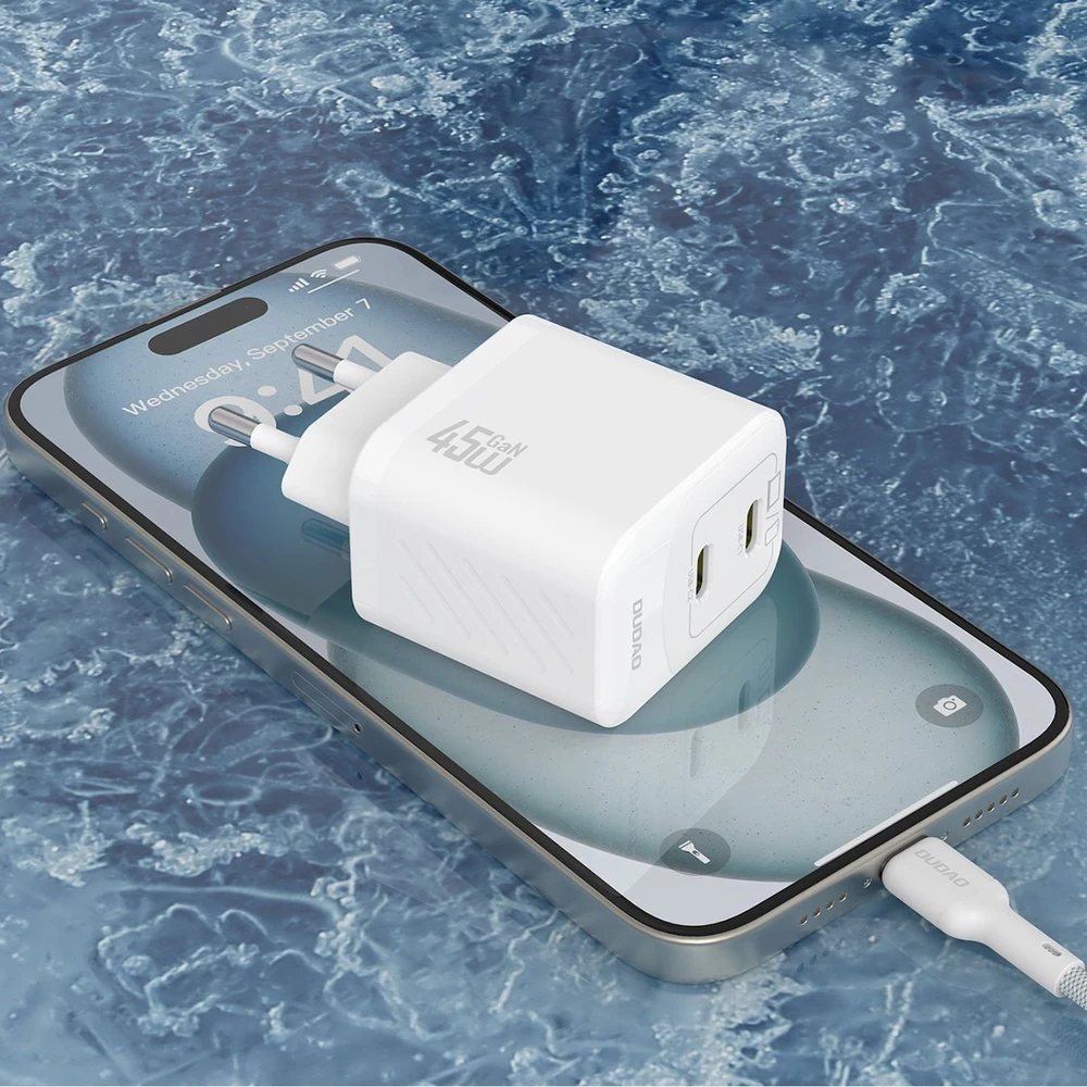 Dudao A28PCEU PD 45W GaN 2xUSB-C sieninis įkroviklis su USB-C laidu – baltas