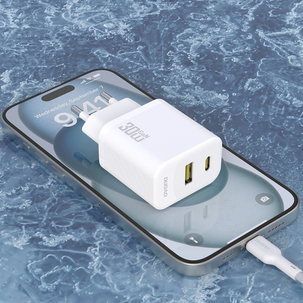 Dudao A27TCEU PD 30W GaN USB-A USB-C sieninis įkroviklis su USB-C laidu - Baltas