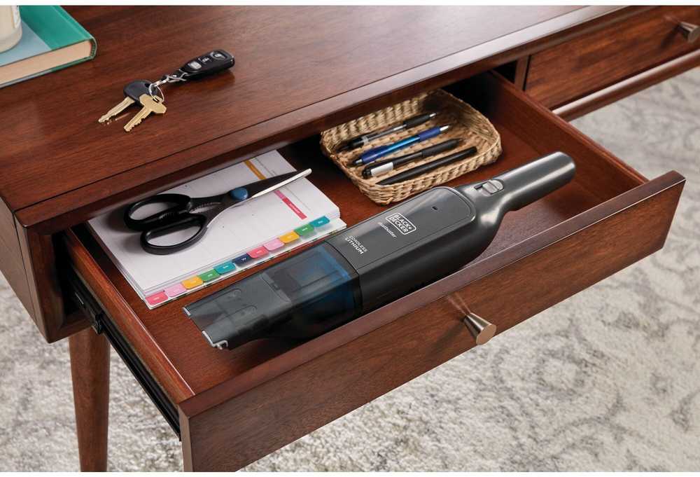 Black & Decker Juodas & Decker Plonas rankinis dulkių siurblys