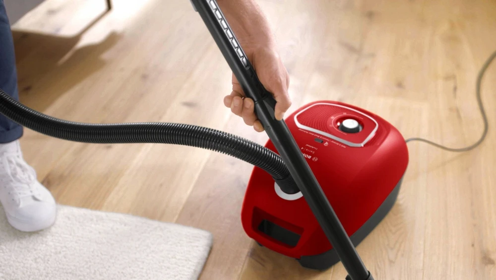 Bosch BGB41PET1 Serija 4, Dulkių siurblys su maišeliu, ProAnimal, Raudona