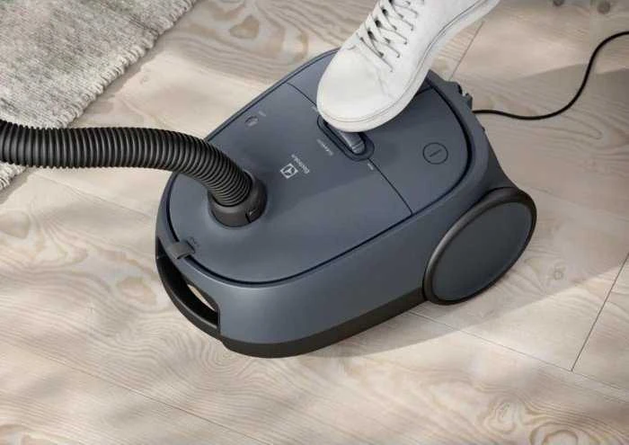 Dulkių siurblys Electrolux EB61C2DBP