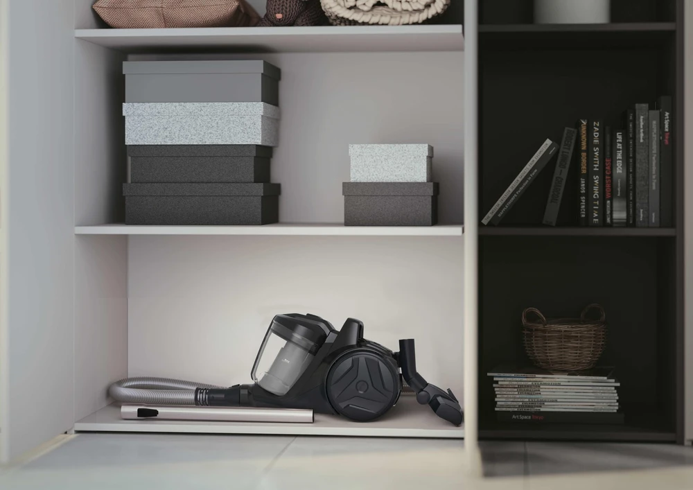 Hoover dulkių siurblys | HP105HM 011 | Be maišelio | Galia 700 W | Dulkių talpa 2 L | Juodas