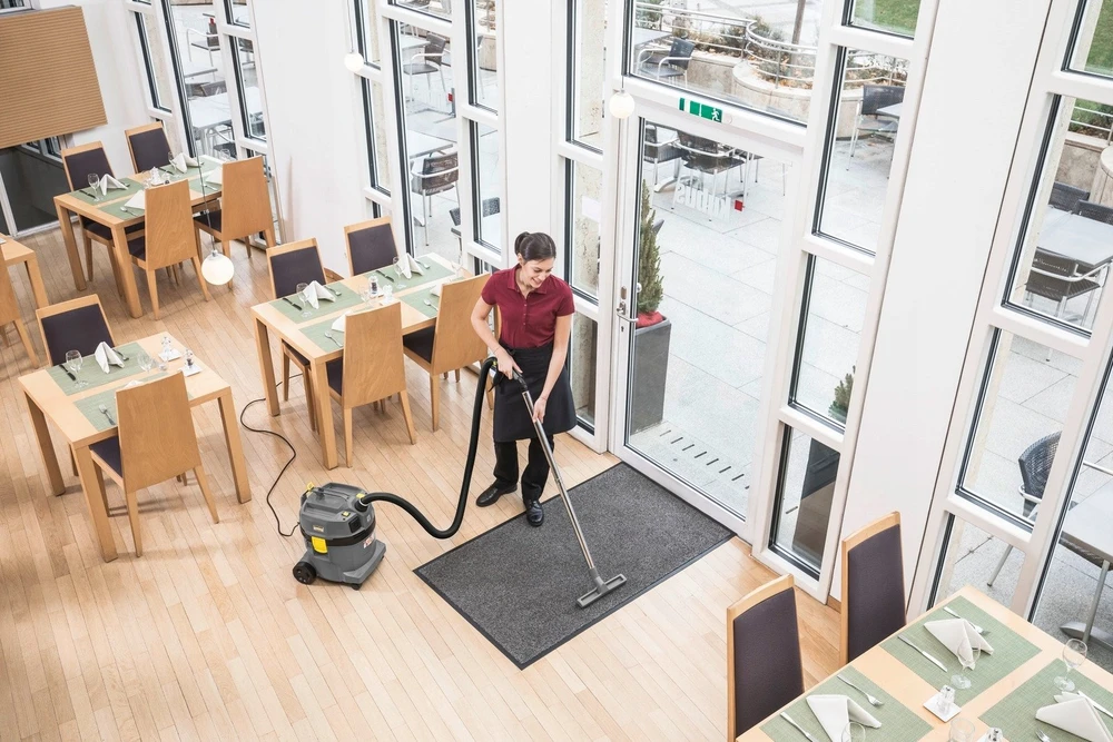Universalus dulkių siurblys Kärcher NT 22/1 Ap Te Adv L 22 l 1300 W (1.378-621.0) Antracito spalvos