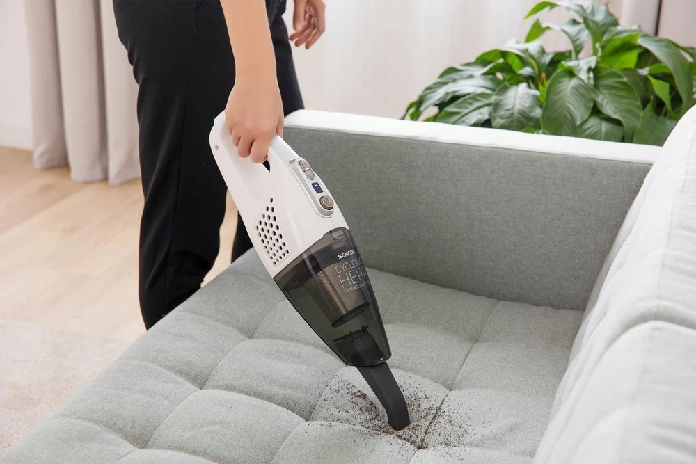 Sencor akumuliatorinis dulkių siurblys 2in1, su nuimamu rankiniu dulkių siurbliu SVC7811WH