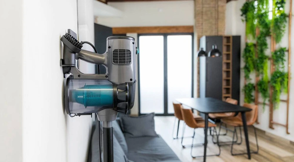 CECOTEC 05514 Siurblys-šluota Conga ThunderBrush 560 Rankinė elektrinė šluota 360 laipsnių vertikalus dulkių siurblys 2in1 600W