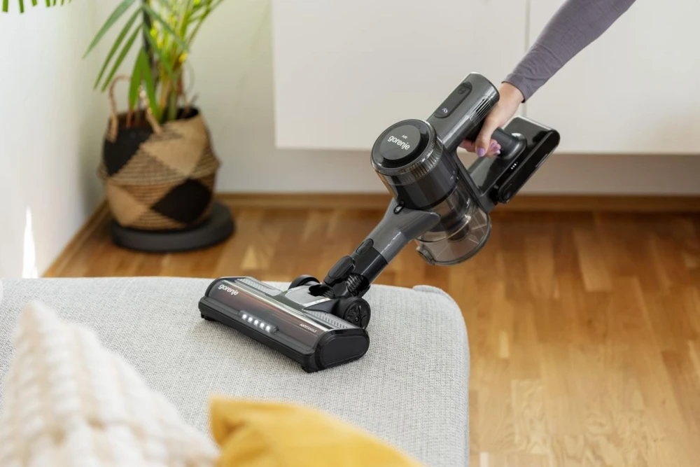 Dulkių siurblys gorenje SVC222480AA, Stielstaubsauger - mehrfarbig