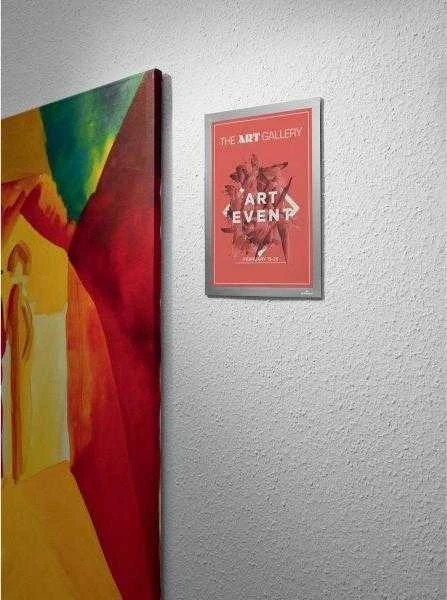 Plakatas Patvarus lipnus rėmelis A4 DURABLE DURAFRAME WALLPOPER 484323 sidabrinė jautriems paviršiams / pvz., tapetams / medienai (484323)