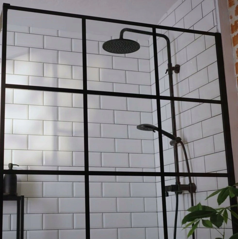 Valvex Dušo komplektas 2456320 LOFT CHROME DUŠO KOLONA SU VONIOS ANTIU // BV.2456320