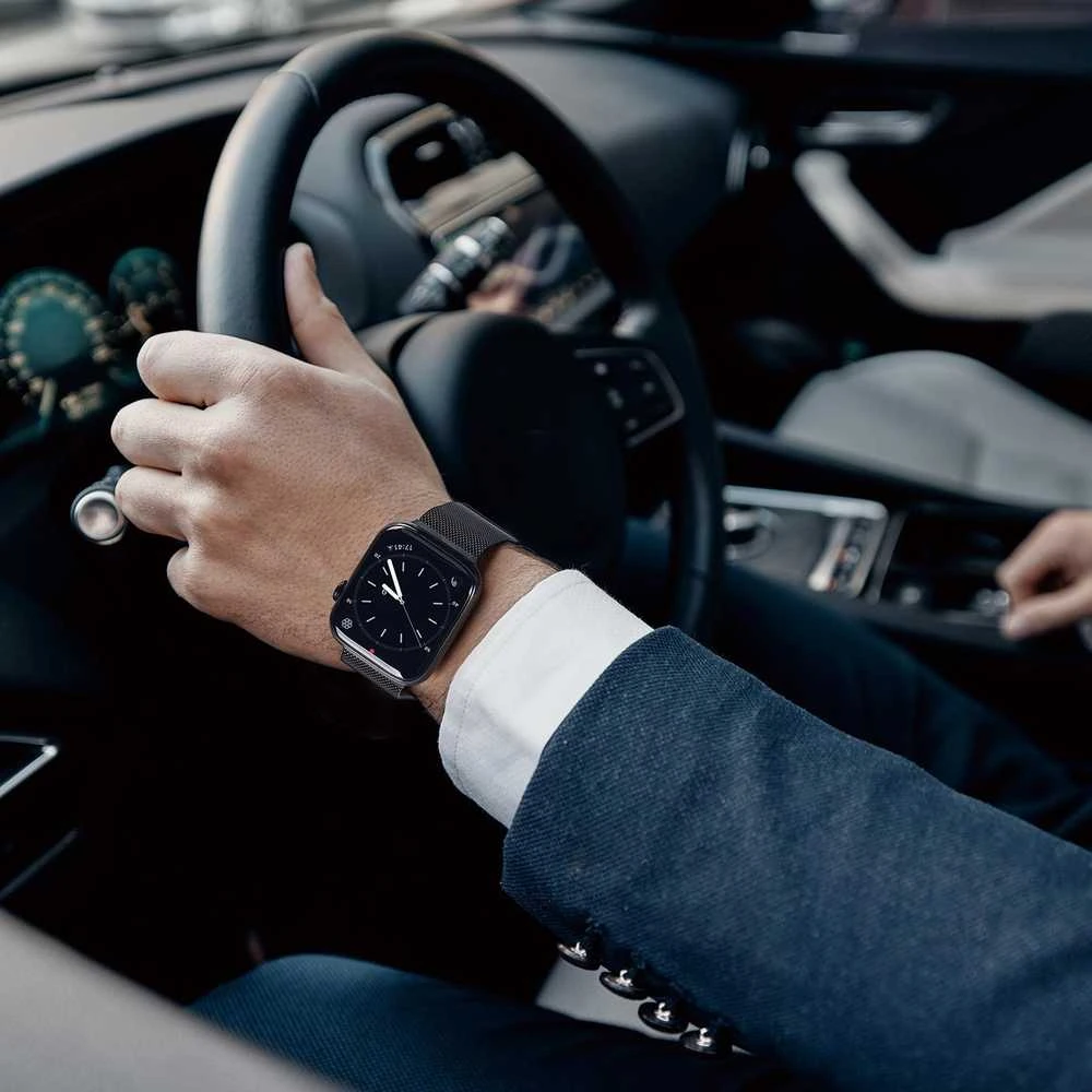 Nerūdijančio plieno magnetinė apyrankė išmaniajam laikrodžiui DUX DUCIS MILANESE, skirta Apple Watch 42 / 44 / 45 mm, juoda