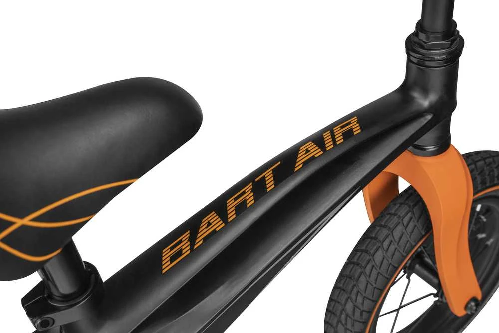 Balansinis dviratukas Lionelo Bart Air Sporty Juodas
