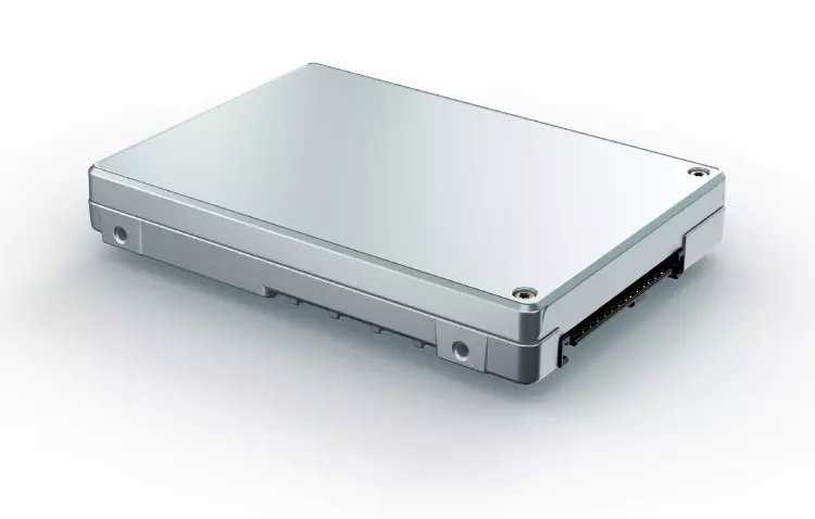 Dysk SSD Solidigm D7-P5520 Series 3.84TB 2.5'' U.2 PCIe 4.0 x4 NVMe (SSDPF2KX038T11Z)