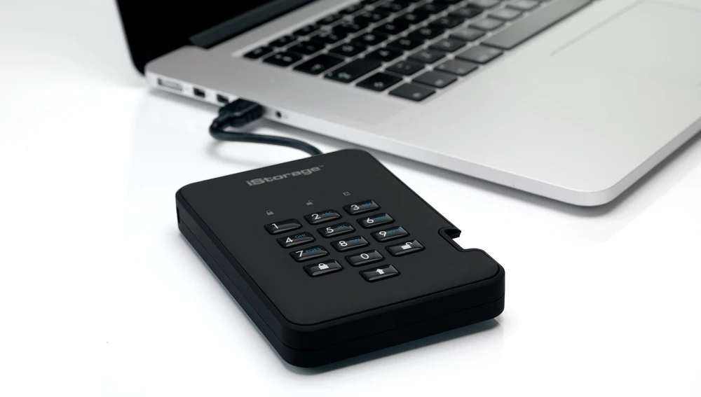 Kietasis diskas Disk zewnętrzny HDD iStorage diskAshur2 4TB Juodas (IS-DA2-256-4000-B)