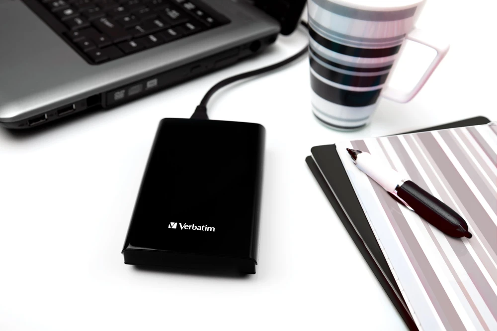 Kietasis diskas Dysk zewnętrzny SSD Verbatim Store 'n' Go Slim 512GB Juodas (32181)