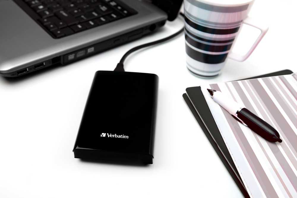 Kietasis diskas Dysk zewnętrzny SSD Verbatim Store 'n' Go Slim 1TB Juodas (32182)