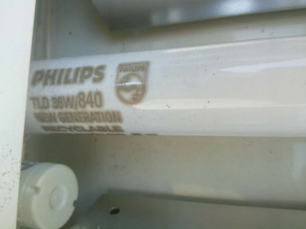 E-LIGHT ŠVIESTUVAS TVIRTINAMAS 0.5W 35LM 4000K 3XAAA