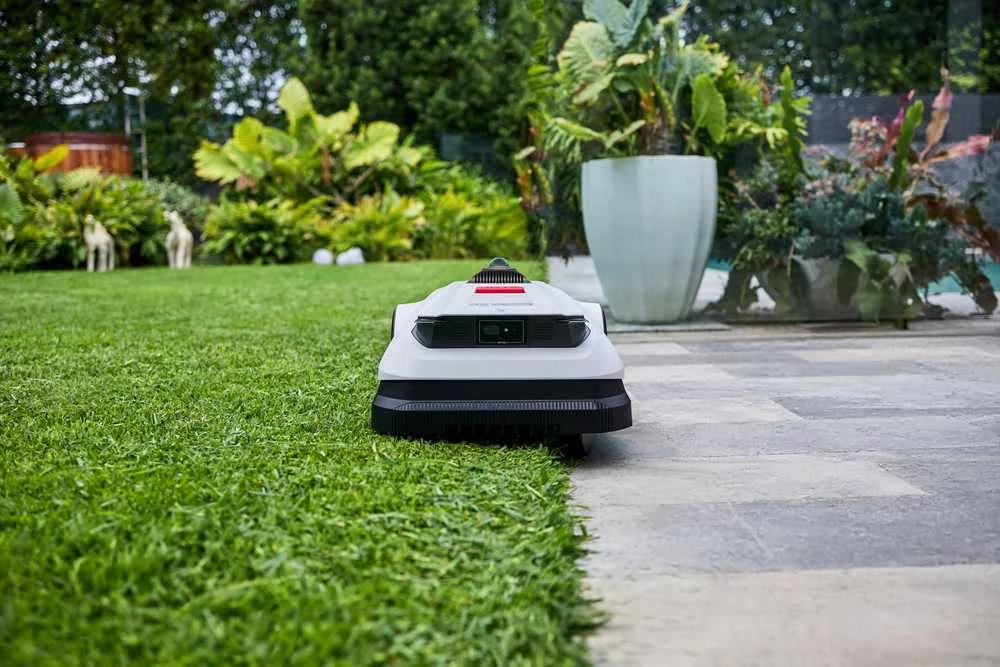 Belaidis vejos pjovimo robotas Ecovacs Goat A3000 LiDAR