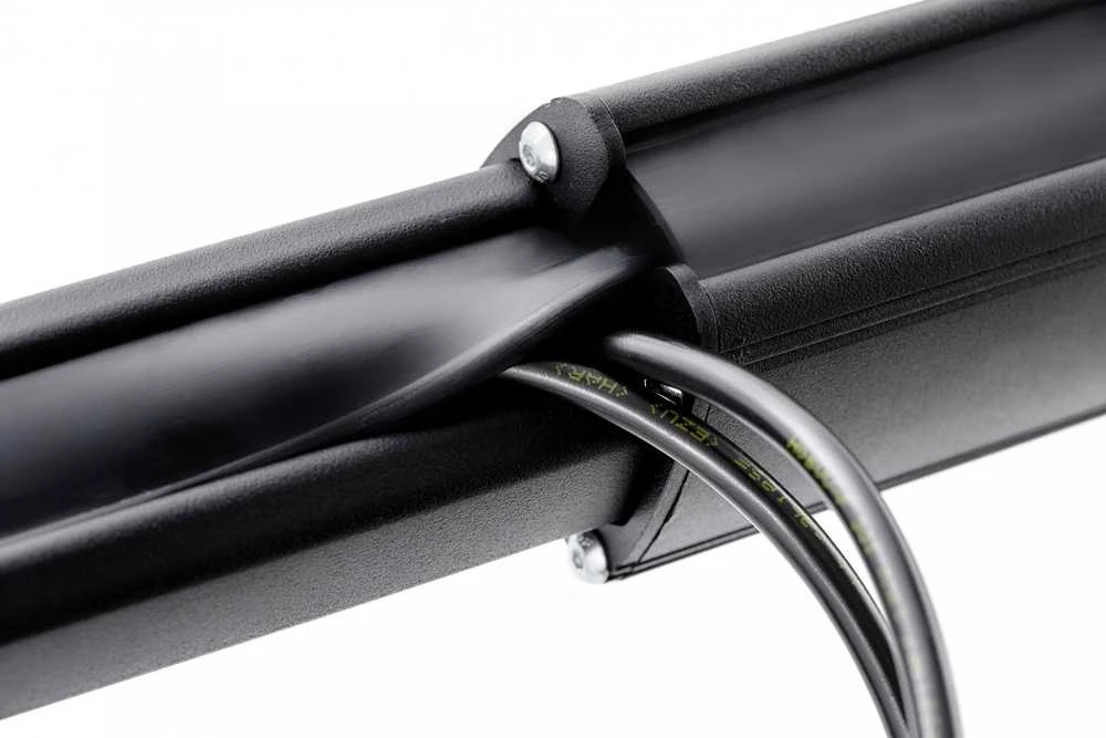 Laikiklis EDBAK Ceiling mount | PMV100 | Universal Projektorius Mount " | Maximum weight (capacity) 30 kg | Juodas